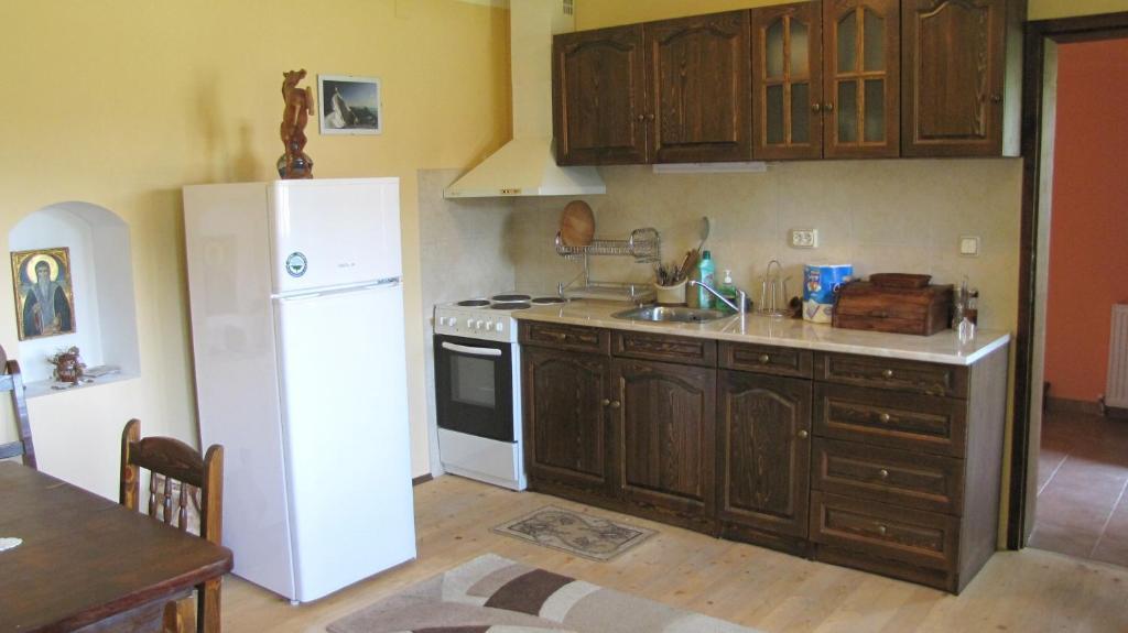Вилно Селище Дядовите Къщи Golyama Brestnitsa Quarto foto